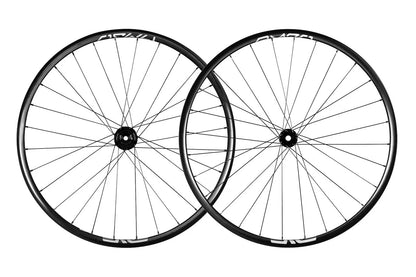 ENVE AM30 Carbon Tubeless Mountain Bike Wheel Set (29")