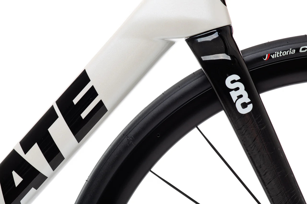 Carbon Road – Panda Pearl - SRAM Rival AXS 2x