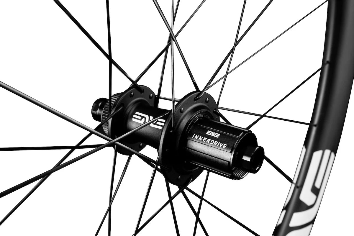 Enve AR40 Carbon Tubeless Disc-Brake Wheel Set (700c)